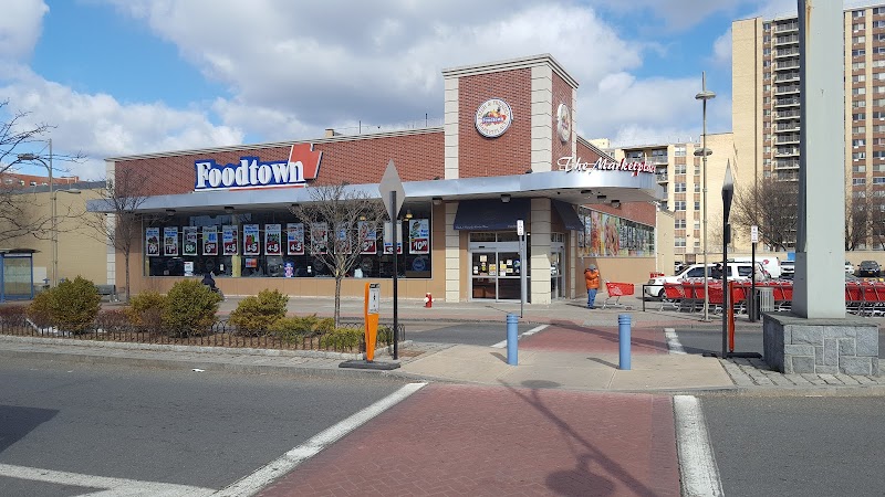 Foodtown of Mount Vernon Vending Machine Location