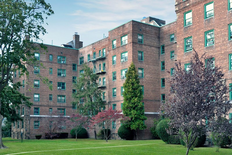 Glenwood Gardens Apartments Vending Machine Location