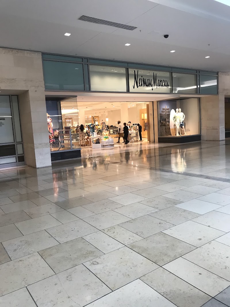 The Shops at Willow Bend Vending Machine Location