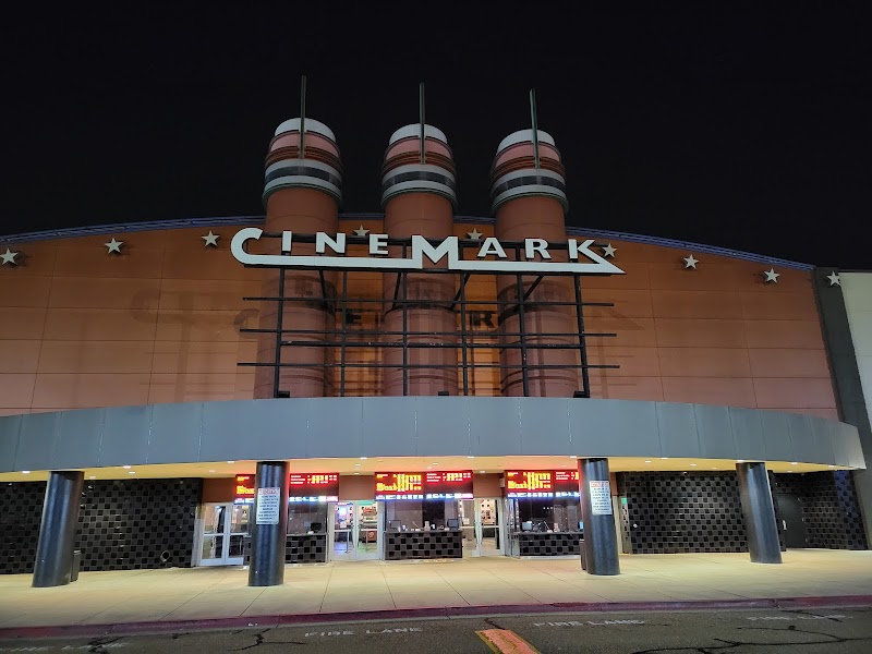 Cinemark Pearl and XD Vending Machine Location