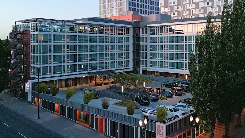 Hotel Eastlund Vending Machine Location