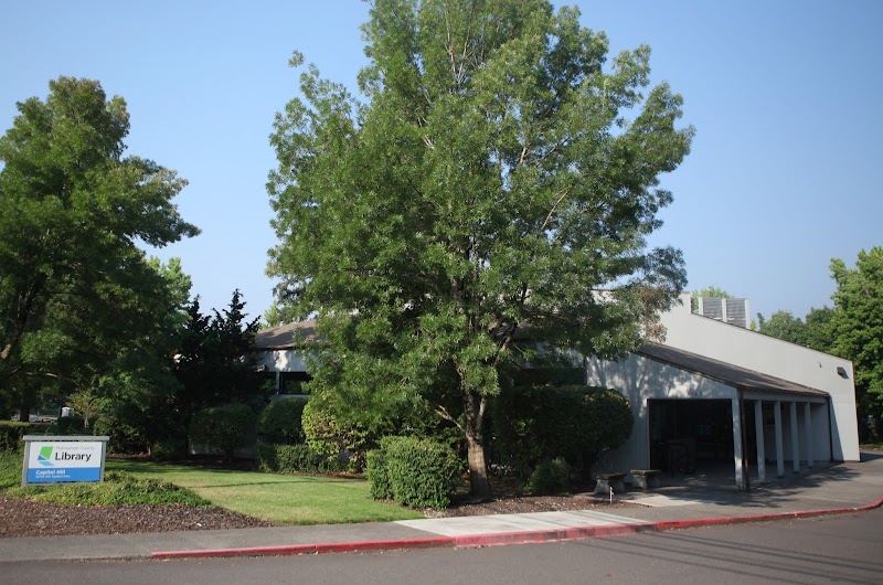 Multnomah County Library - Capitol Hill Vending Machine Location