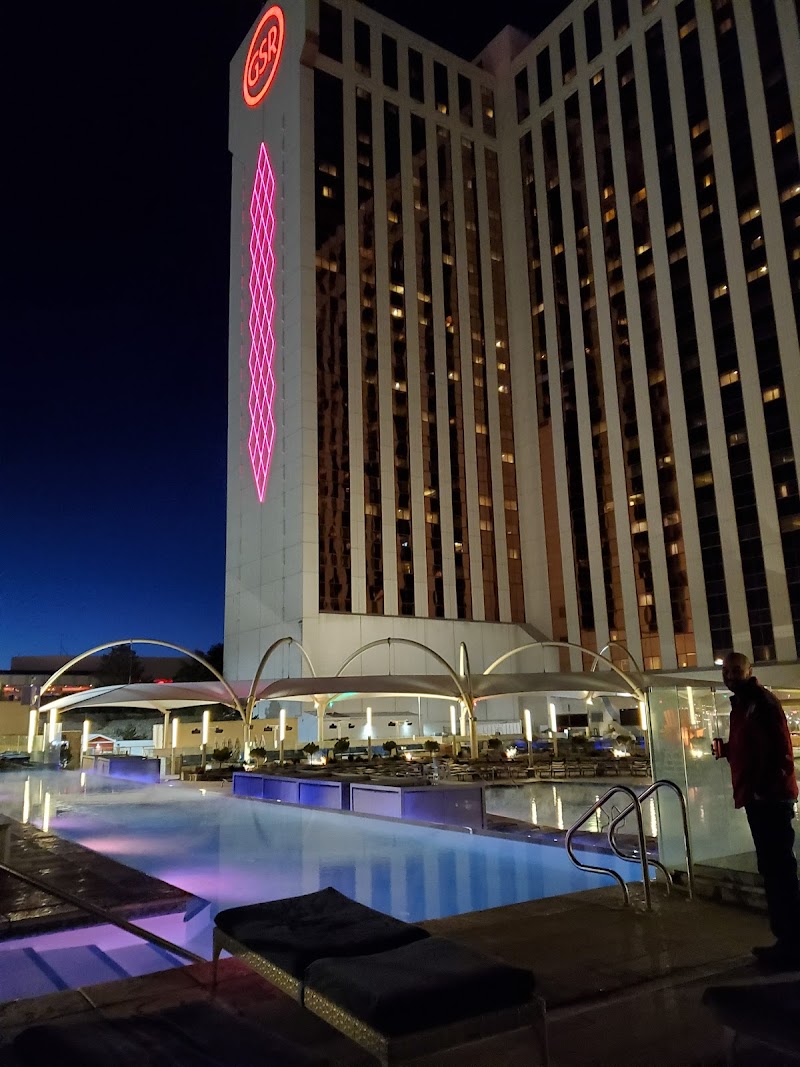 The Pool at Grand Sierra Resort Vending Machine Location
