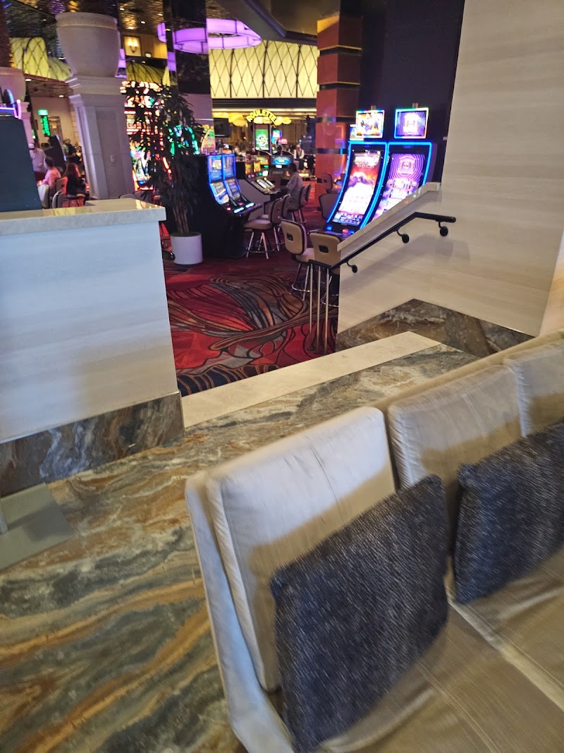 Atlantis Casino Vending Machine Location