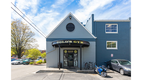 Gold's Gym Vending Machine Location