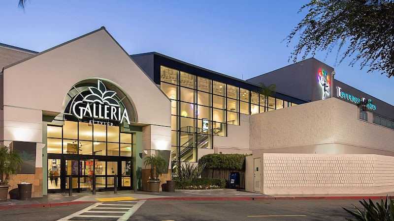 Galleria at Tyler Vending Machine Location