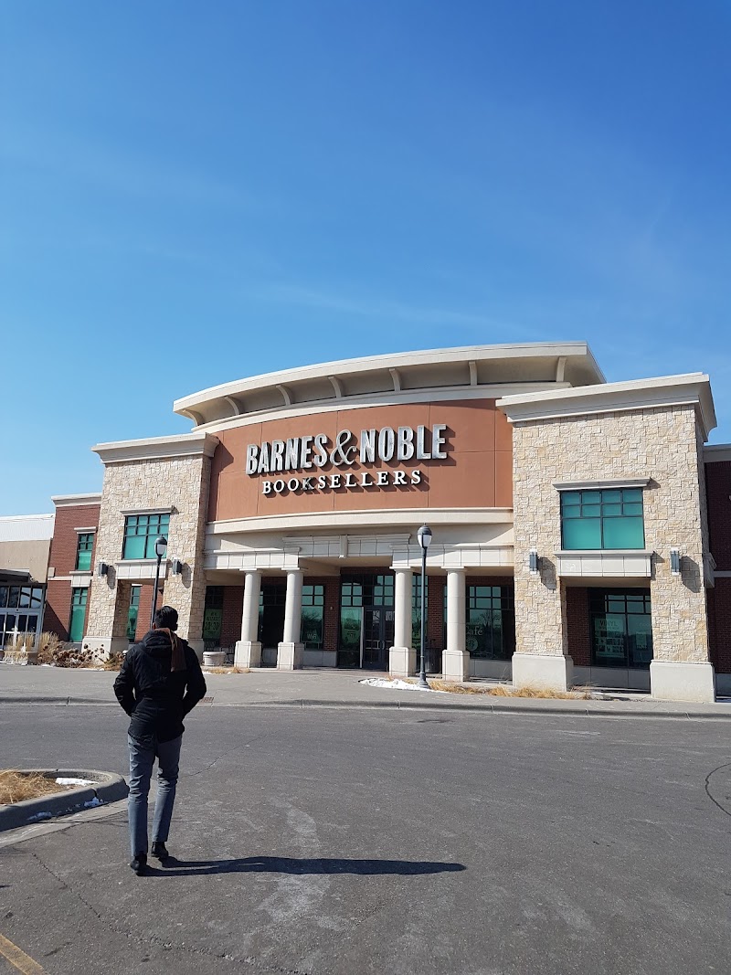 Maplewood Mall Vending Machine Location