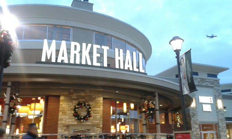 Paragon Outlets Twin Cities at Eagan Vending Machine Location