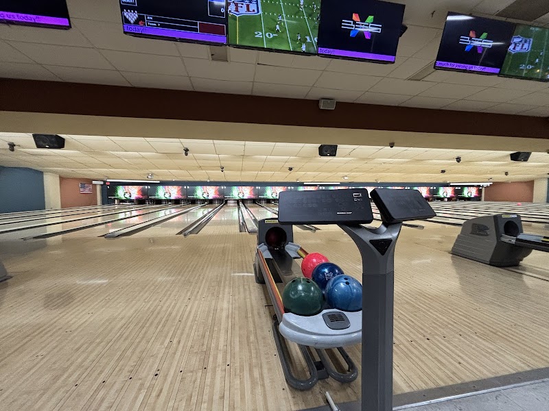 Oak Hills Bowling Center Vending Machine Location