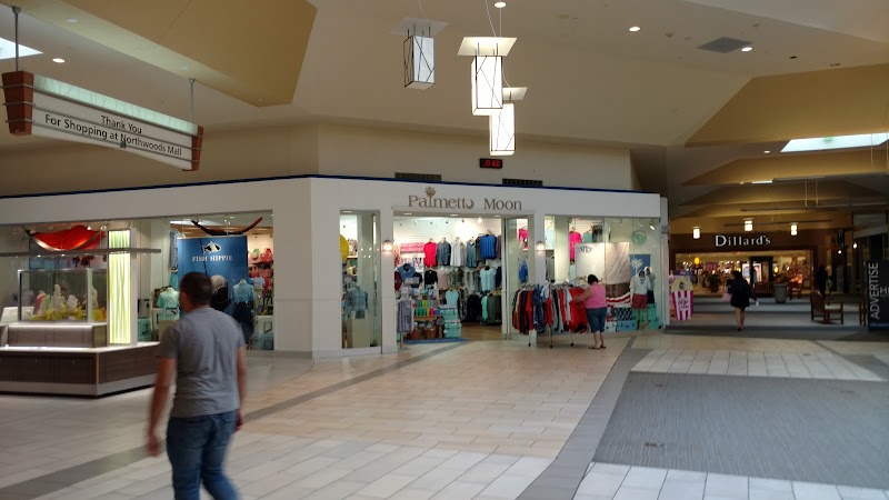 Northwoods Mall Vending Machine Location