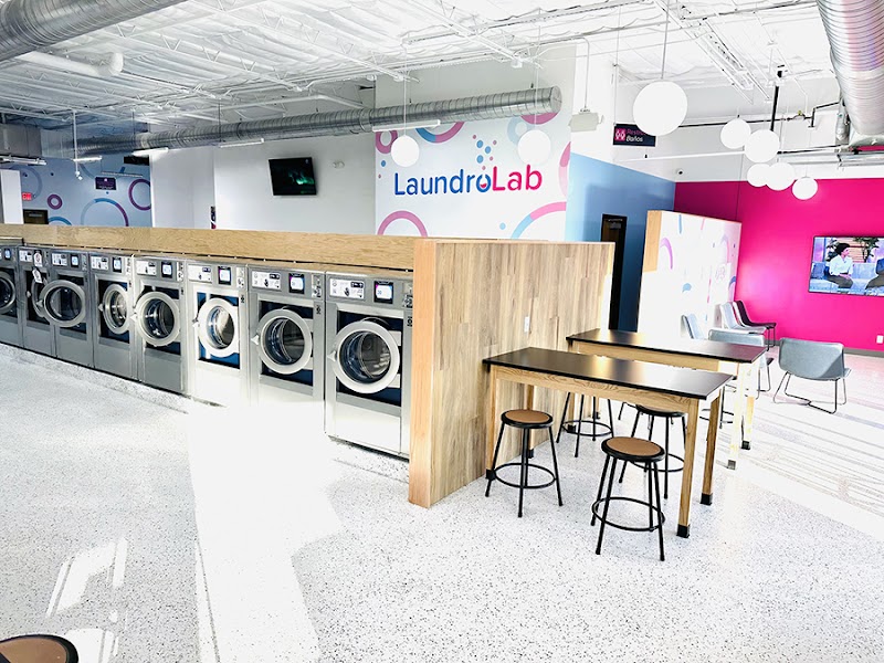 LaundroLab Laundromat Vending Machine Location