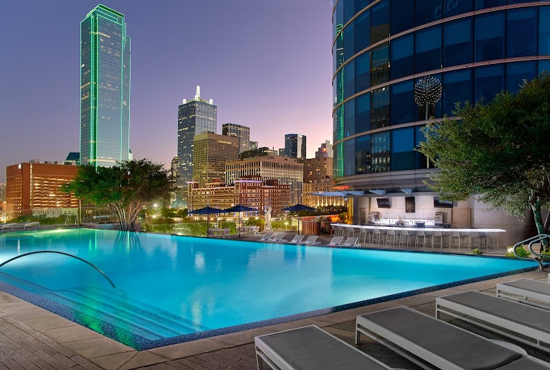 Omni Dallas Hotel Vending Machine Location