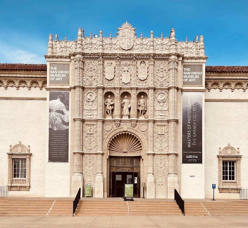 The San Diego Museum of Art Vending Machine Location