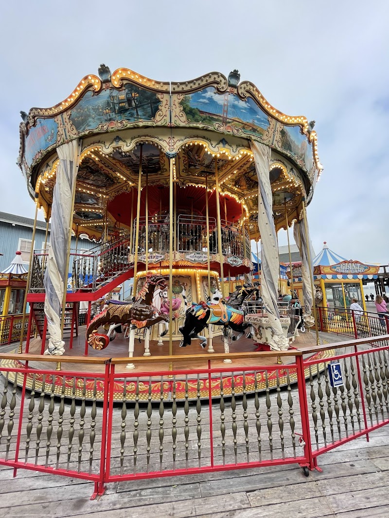San Francisco Carousel & Bay Plunge at Pier 39 Vending Machine Location