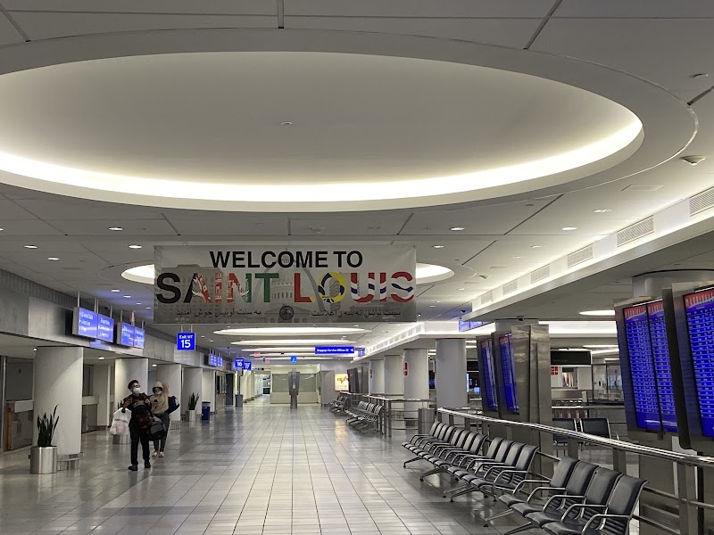 St. Louis Lambert International Airport Vending Machine Location