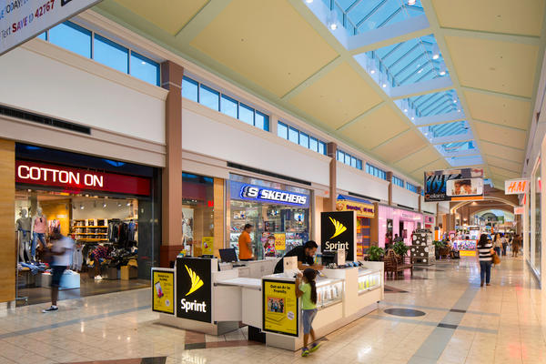 Pembroke Lakes Mall Vending Machine Location