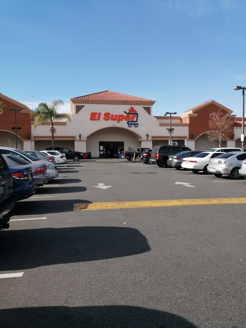 El Super Vending Machine Location
