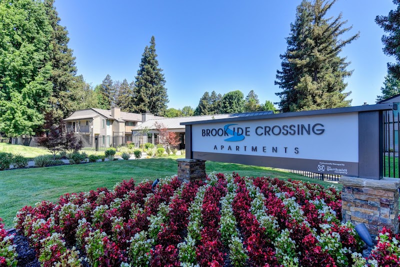Brookside Crossing Apartments Vending Machine Location