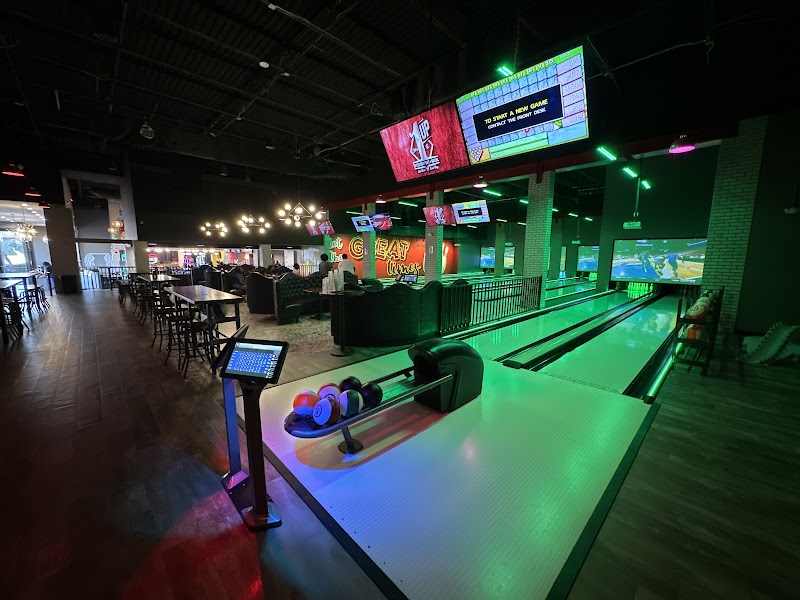 1UP Entertainment + Social Vending Machine Location