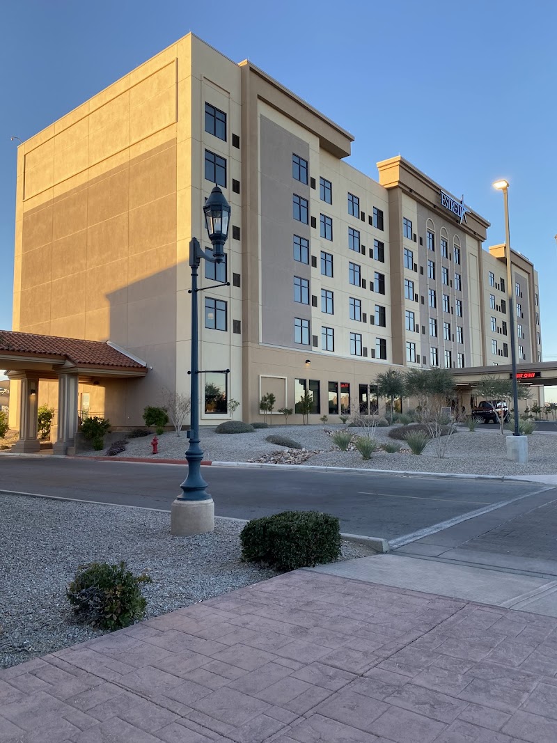 Estrella Hotel Vending Machine Location