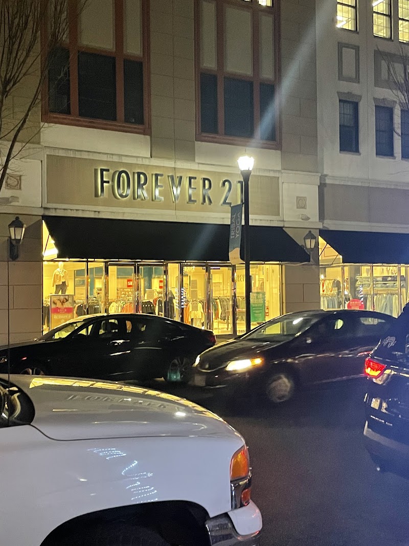 Peninsula Town Center Vending Machine Location
