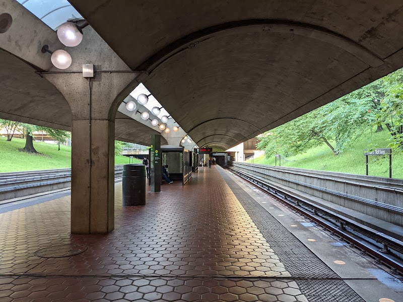 Fort Totten Vending Machine Location