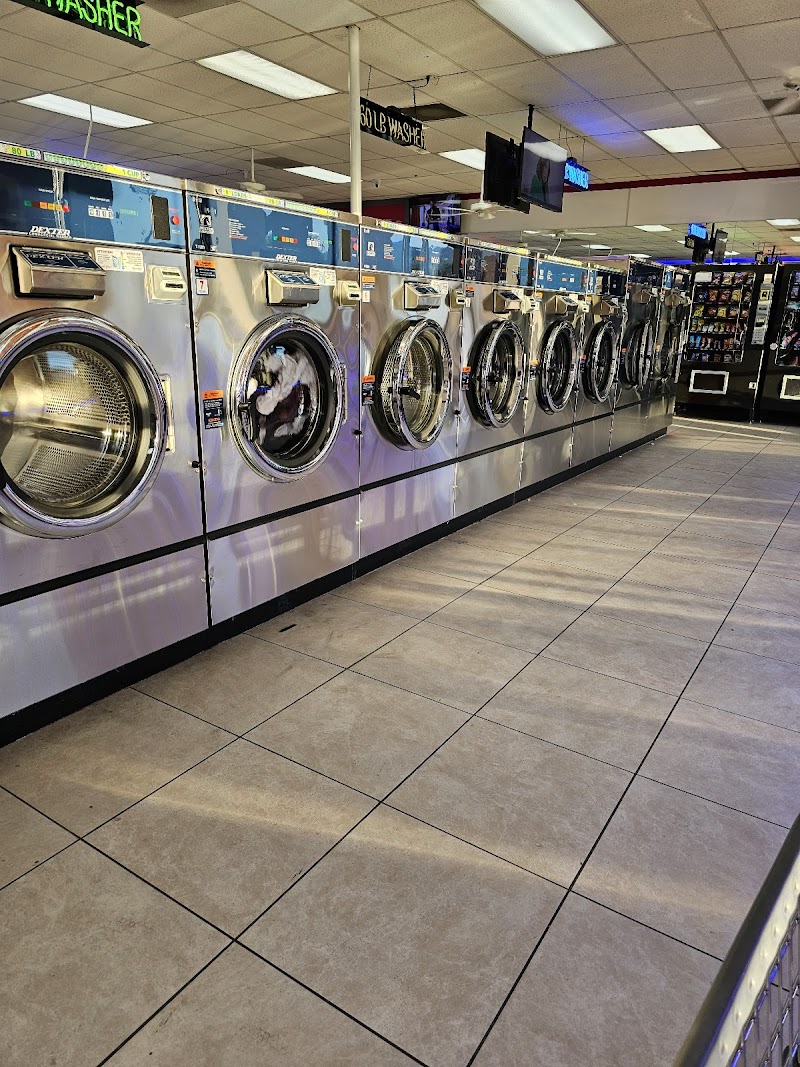 Lucy's Laundromat DBA COIN Less LAUNDRY Vending Machine Location