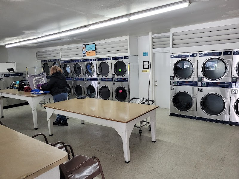 38th Street Laundromat Vending Machine Location