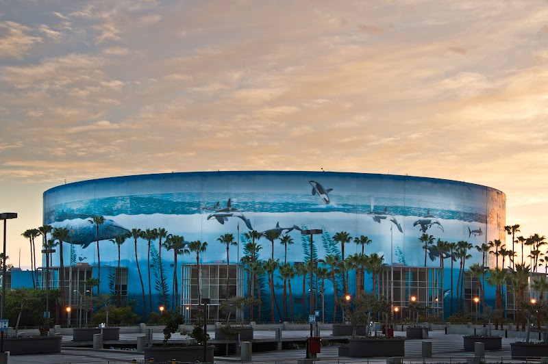 Long Beach Arena Vending Machine Location