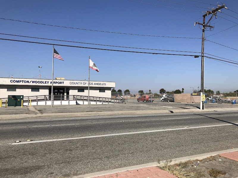 Compton/Woodley Airport Vending Machine Location