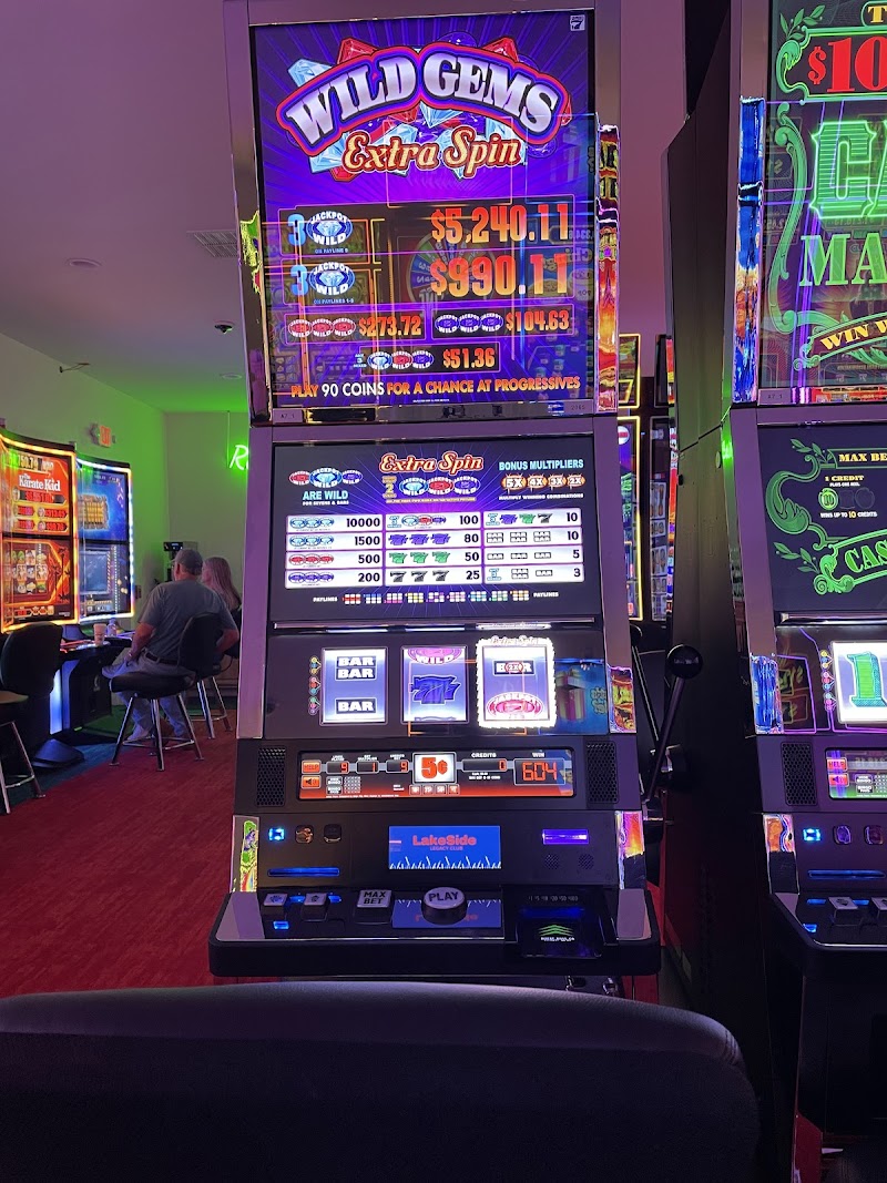 LakeSide Entertainment - Seneca Falls Vending Machine Location