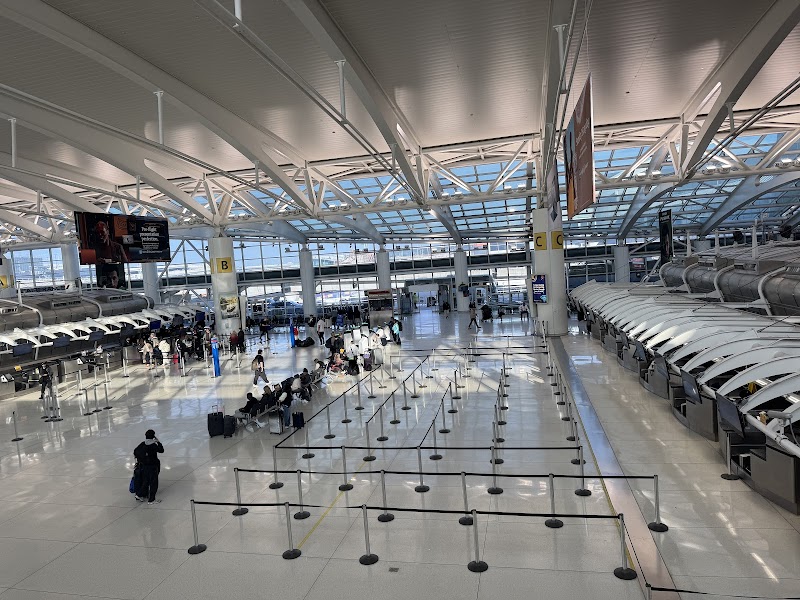 John F. Kennedy International Airport Vending Machine Location