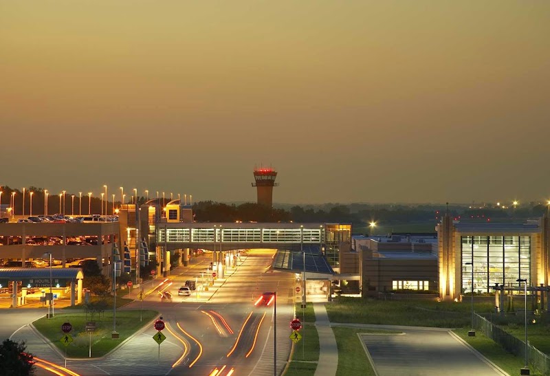 Dane County Regional Airport Vending Machine Location