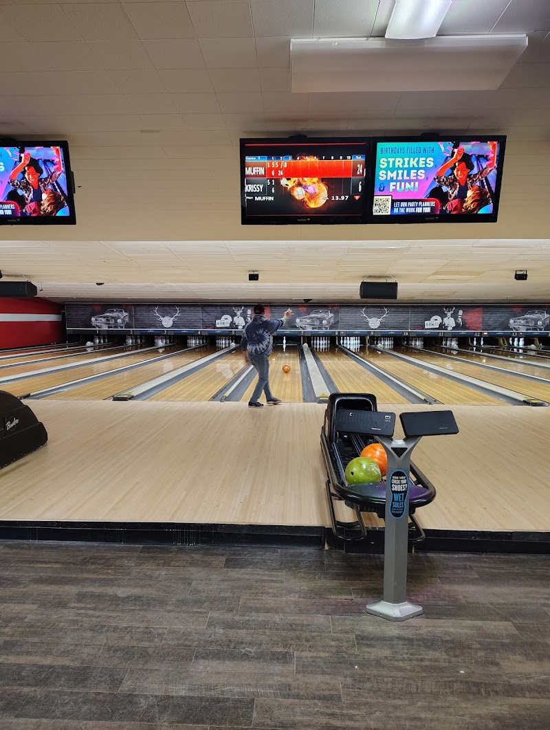 AMF Norfolk Lanes Vending Machine Location