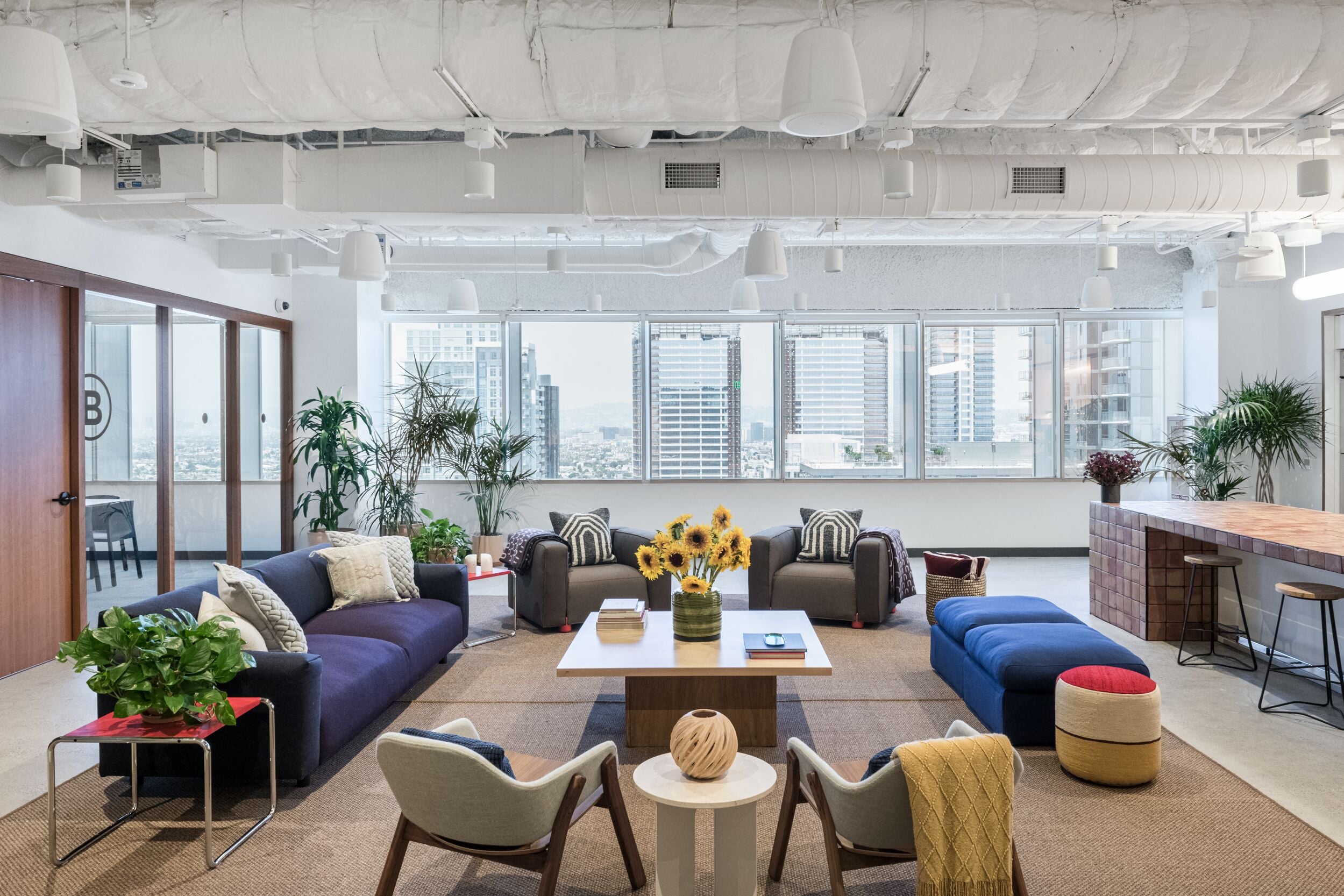 WeWork — 1150 S Olive St (DTLA) Coworking Floors Vending Machine Location