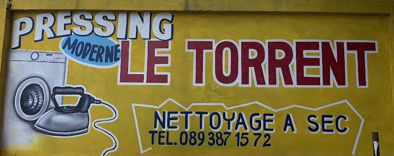 Pressing moderne LE TORRENT Vending Machine Location
