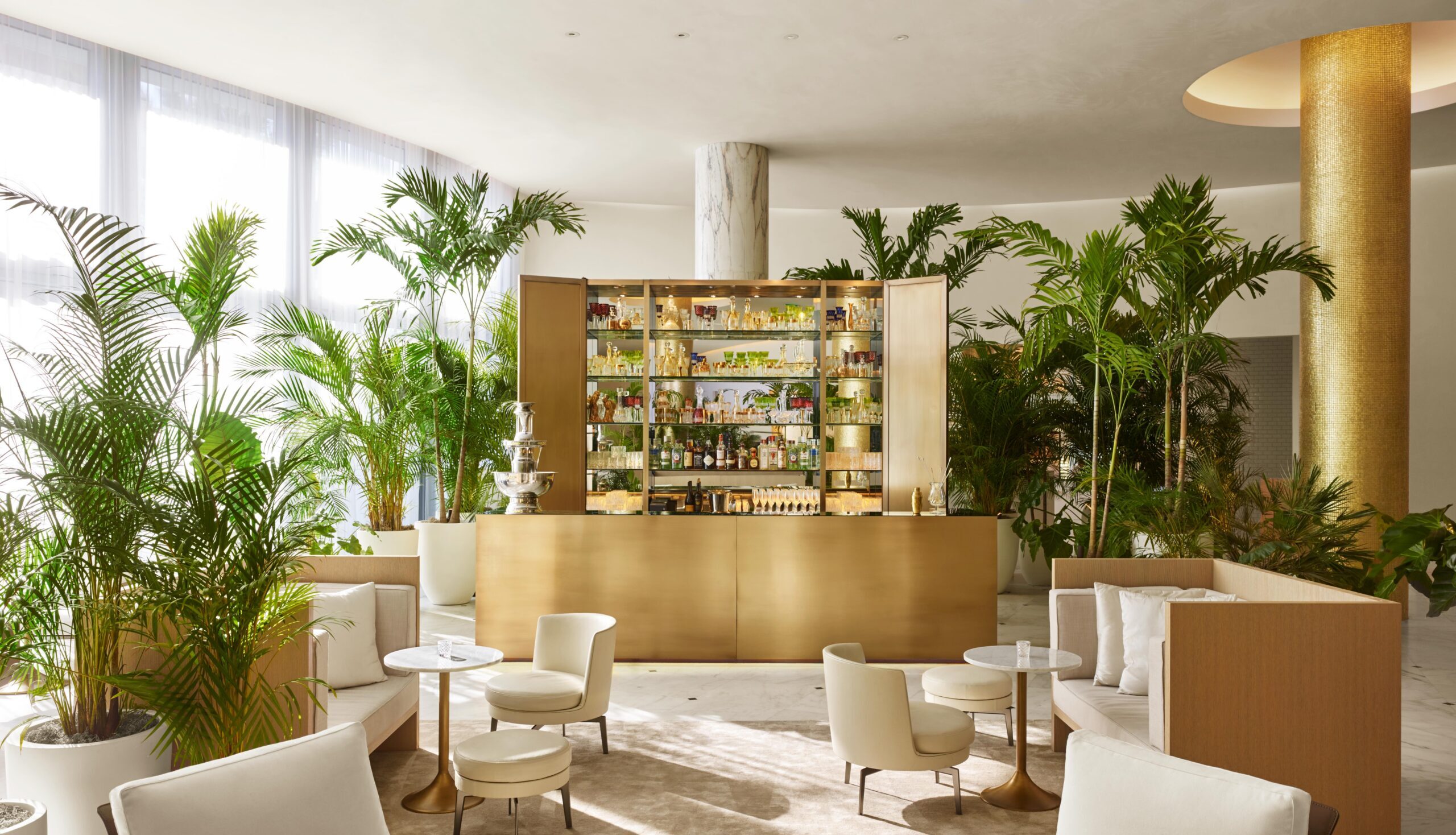 The Miami Beach EDITION — Lobby Bar Vending Machine Location