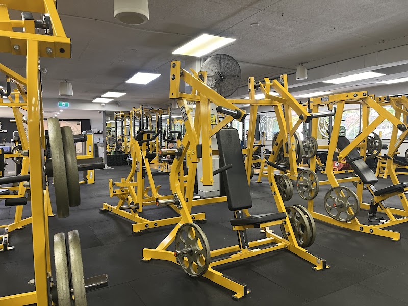 Gold's Gym Vending Machine Location