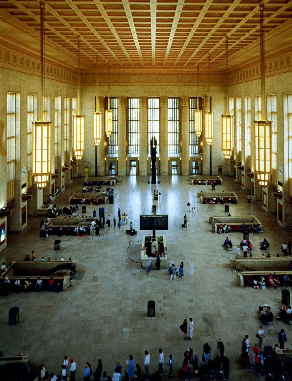 Philadelphia 30th Street Station — Concourse Vending Machine Location