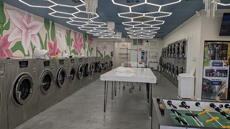 Lily's Laundry in Las Vegas Vending Machine Location