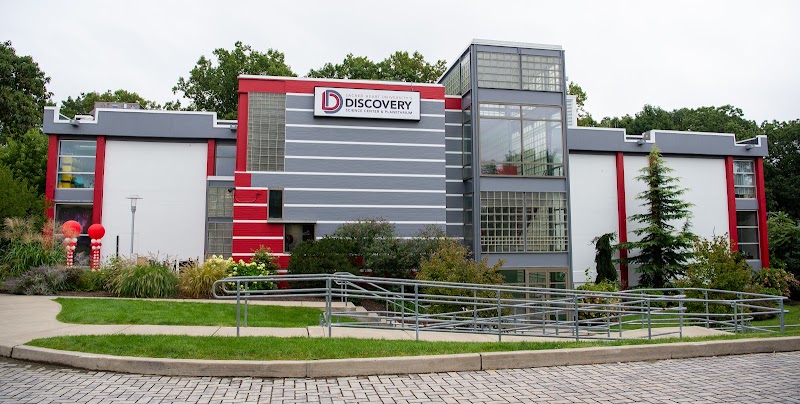Sacred Heart University Discovery Science Center and Planetarium Vending Machine Location