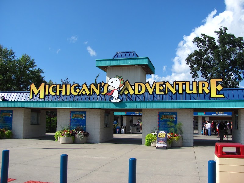 Michigan's Adventure Vending Machine Location