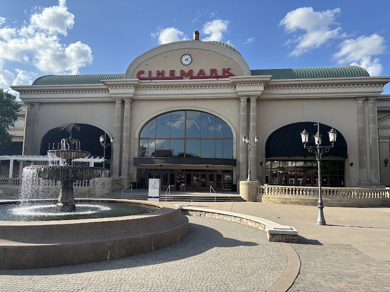 Cinemark Bridge Street and XD Vending Machine Location