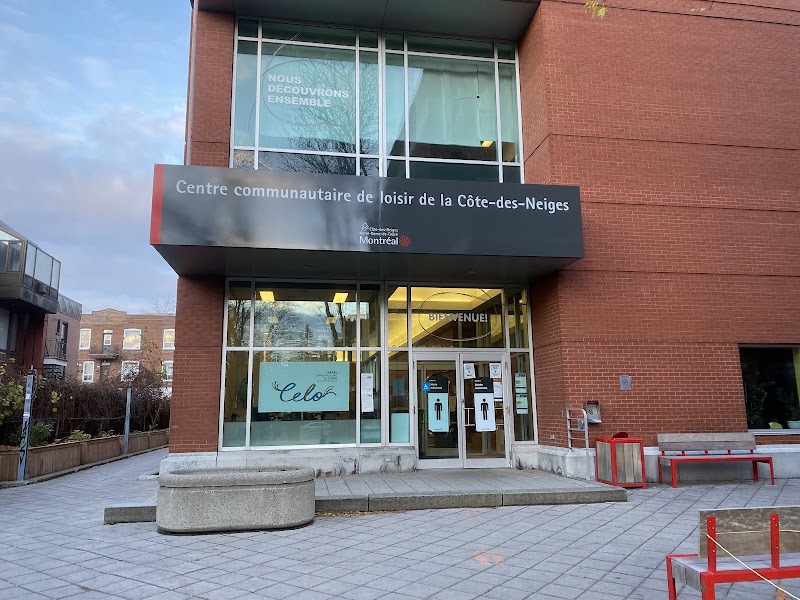 Côte-des-Neiges Community Recreation Centre Vending Machine Location