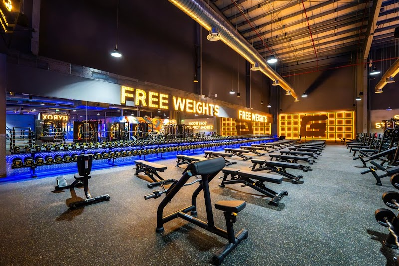 GymNation Deem Plaza Men's | Best Gym in Riyadh Vending Machine Location