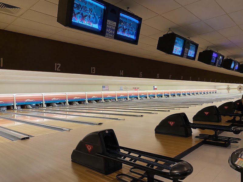 Forum Bowling Lanes Vending Machine Location