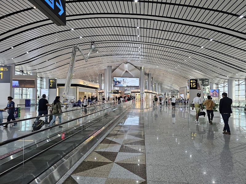 Rajiv Gandhi International Airport Vending Machine Location