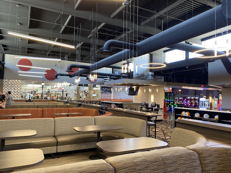 All Star Bowling & Entertainment - Valley Fair Vending Machine Location