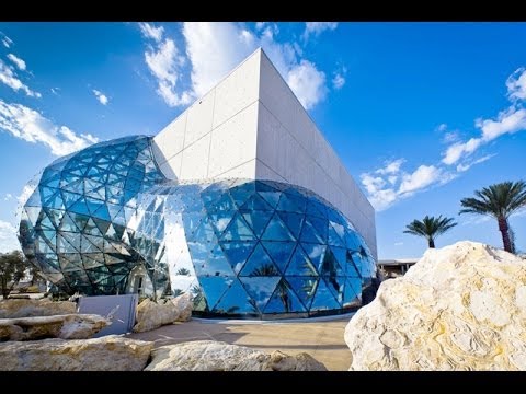 The Dalí Museum Vending Machine Location