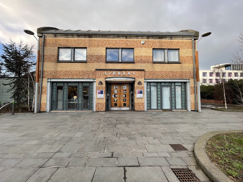 Holywood Arches Library Vending Machine Location